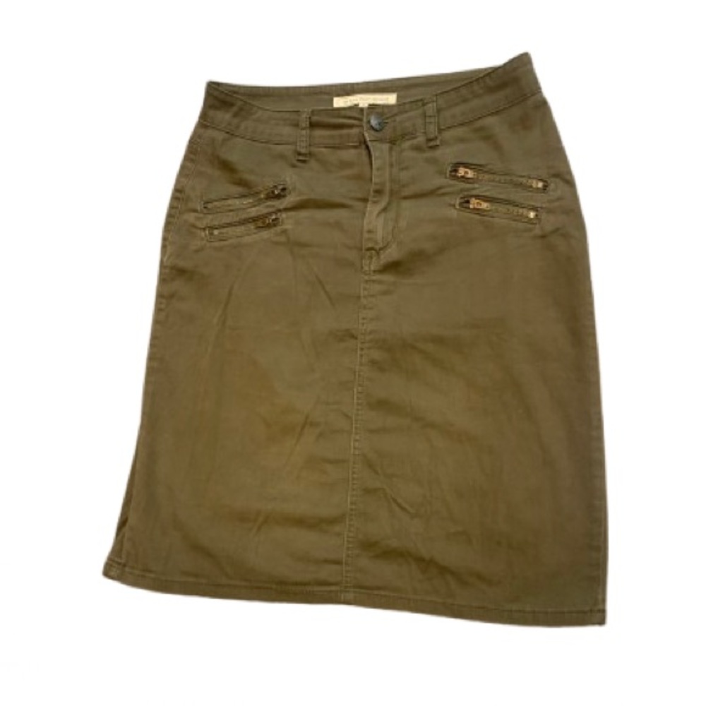 THE MAIN STREET EXCHANGE Olive green skirt